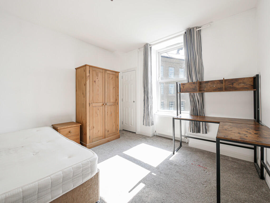 Bedroom 3-1
