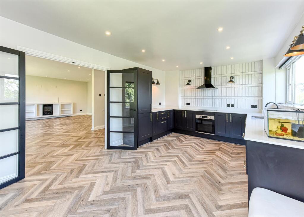 77 Mount Road-05.jpg