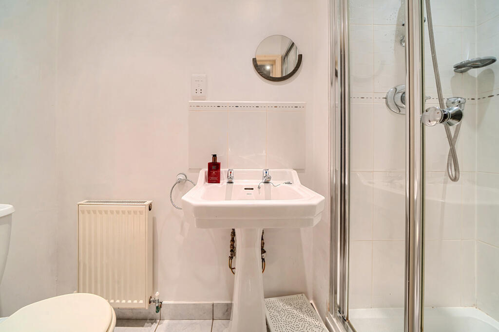 1394108-7-69428c3...