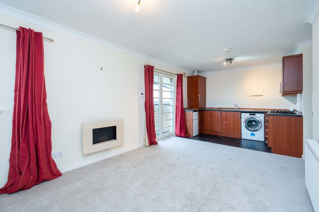 128 Whiteside Cou...