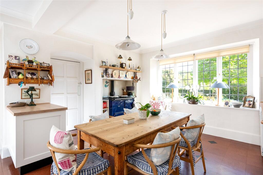 Kitchen/Breakfast