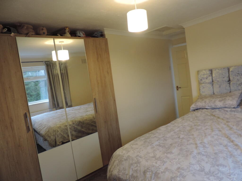 bed 1