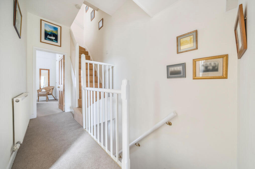 1301985-18-683872...