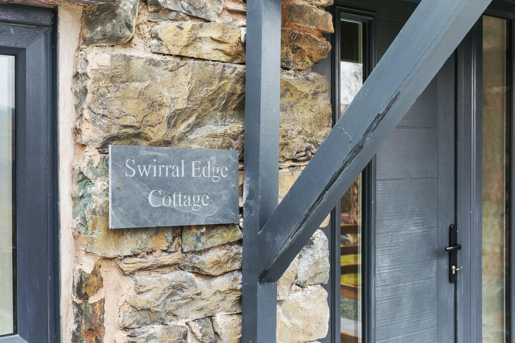Swirral Edge Cott...