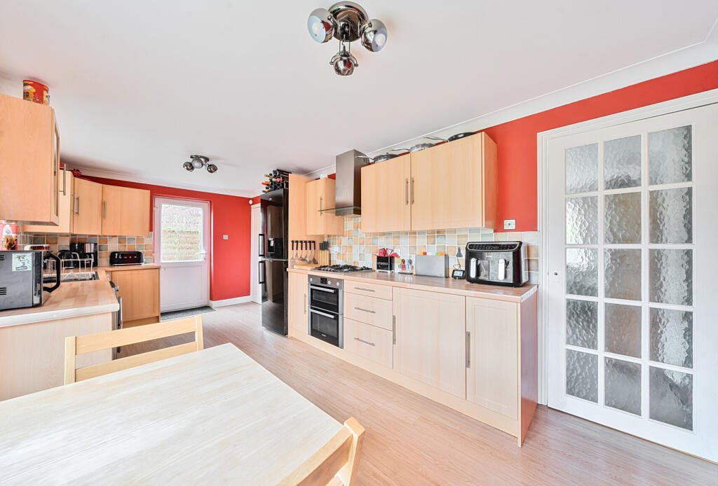 1298335-21-6831e3...