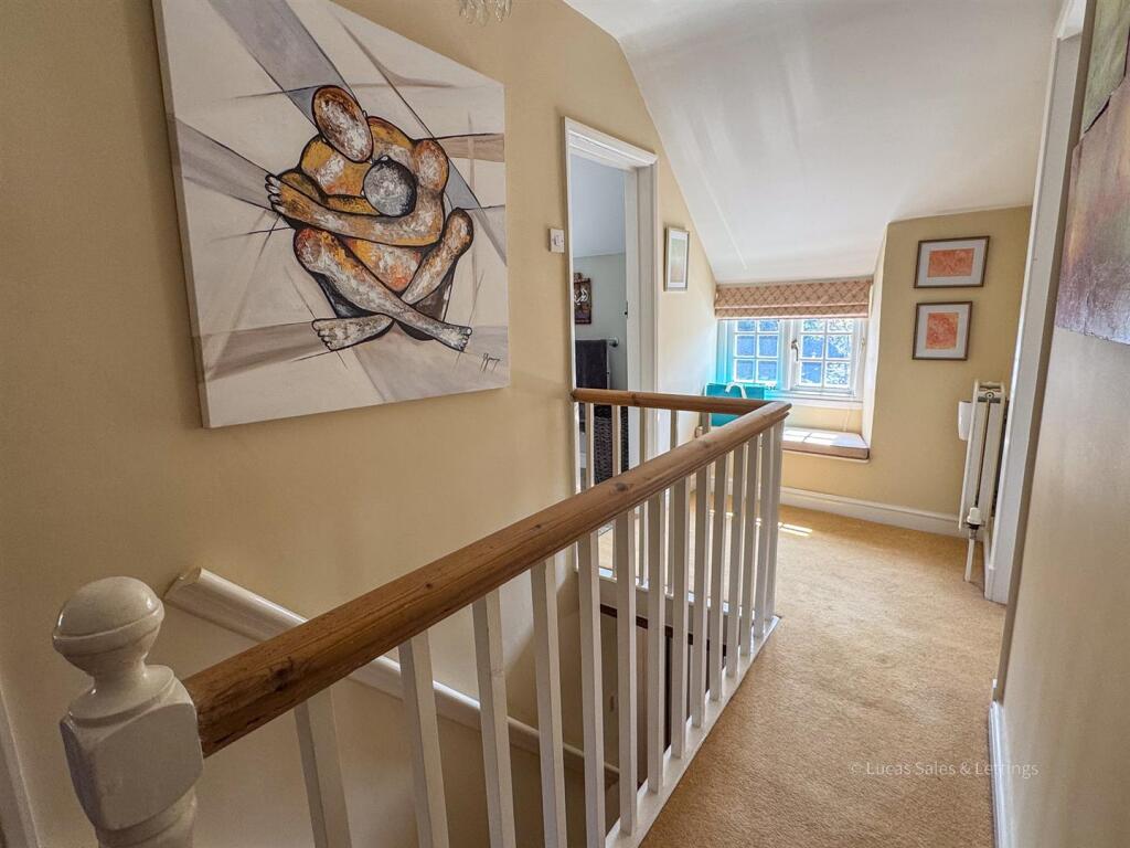 14 Church St Isham-04.jpg