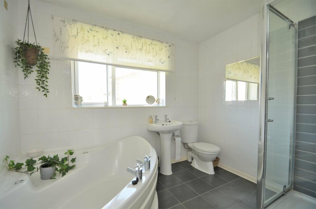 Ensuite Bathroom