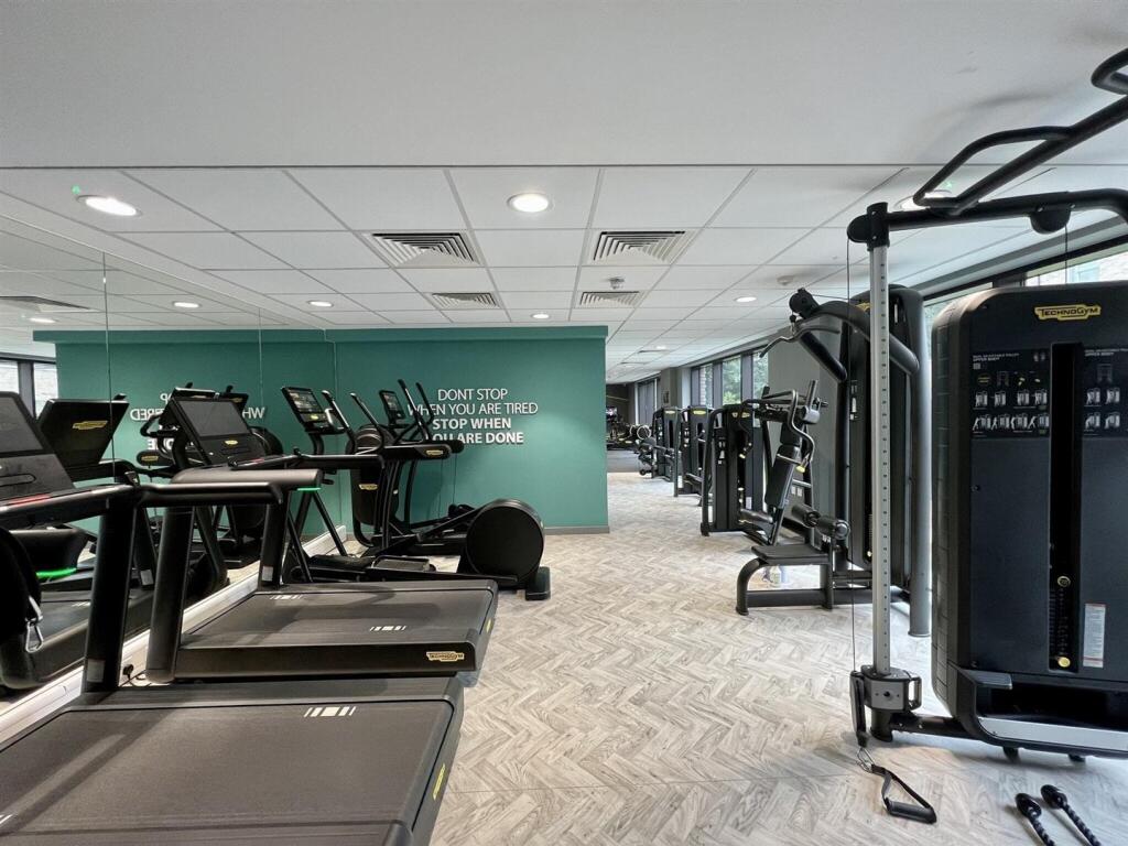 Barrain London - Property to rent in Beckton