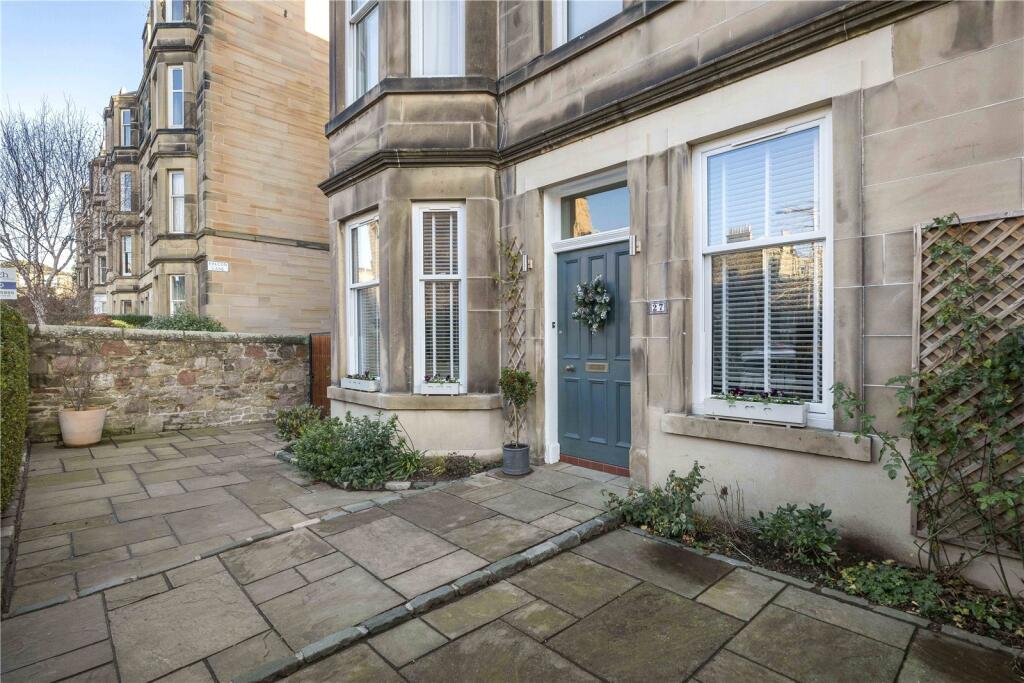 27 Falcon Gardens 58