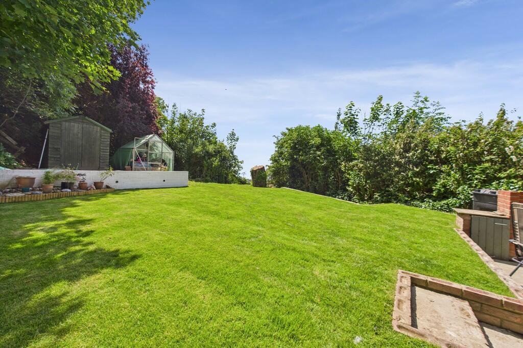 CAM01085G0-PR0583...