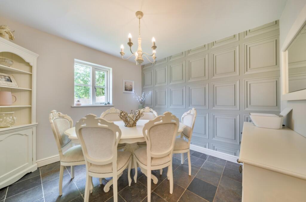 22-40-681c288c7b1cc-1282771-ARW-40