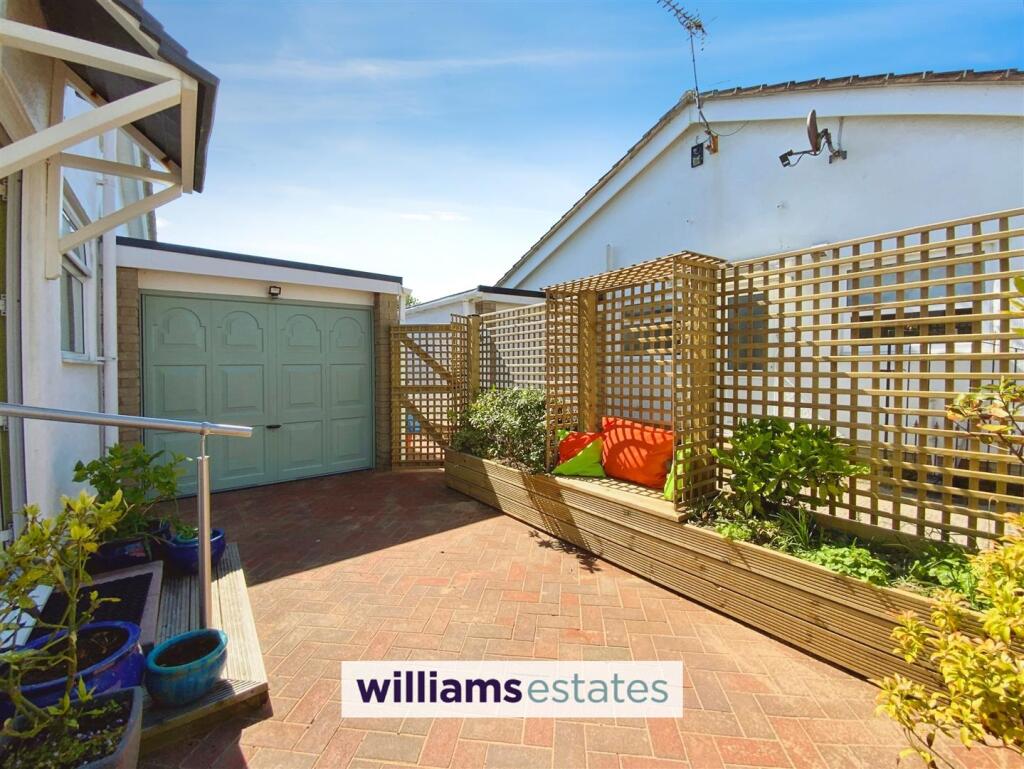 side patio &amp; garage