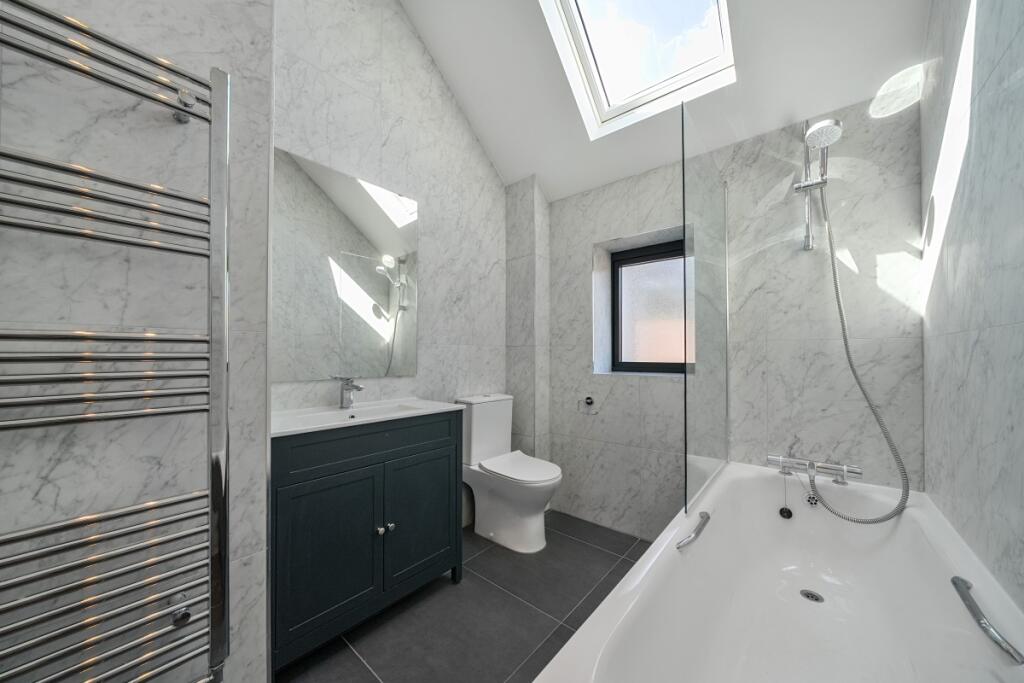 1329146-10-688753...