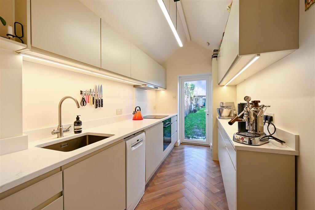 Ph14_6324192 - Copy.jpg