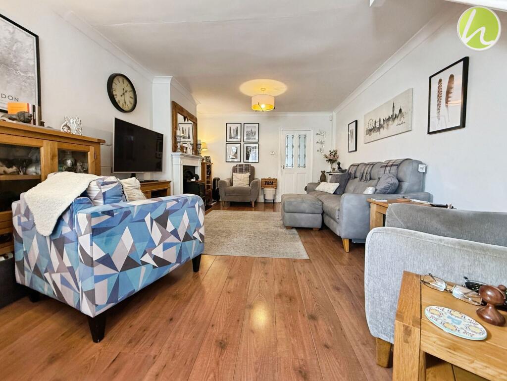 Living Room/ Dining Room