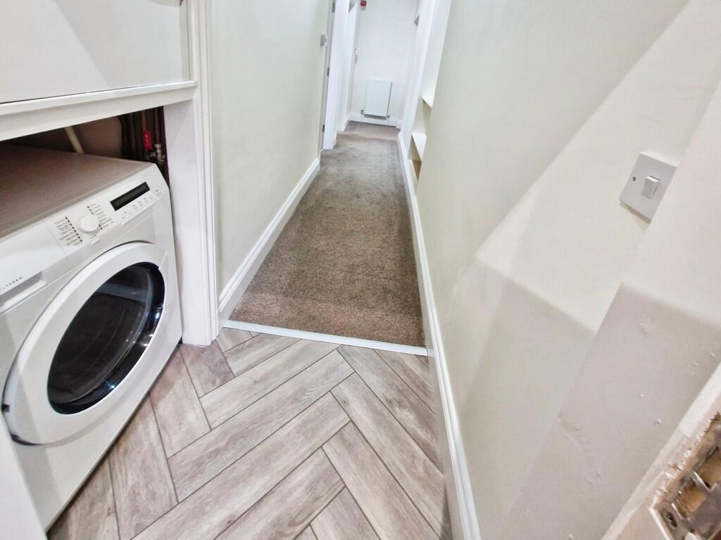 97e5a917-10000330...