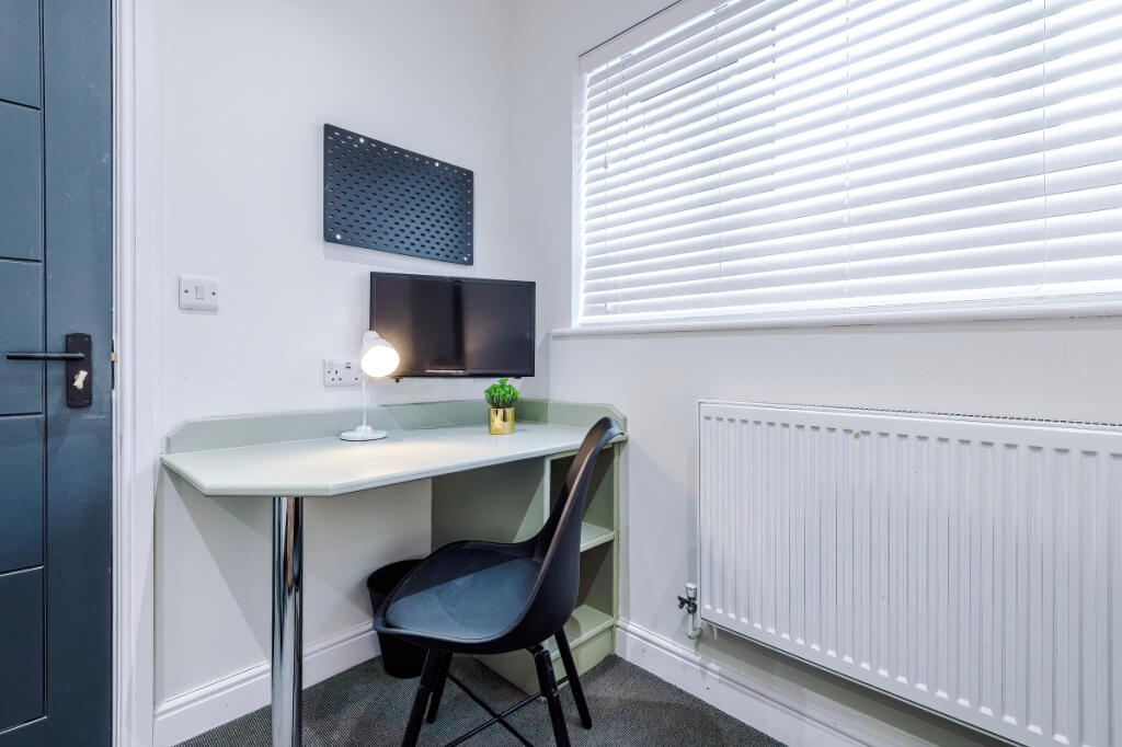 6 Capricorn Way, Bedroom 3