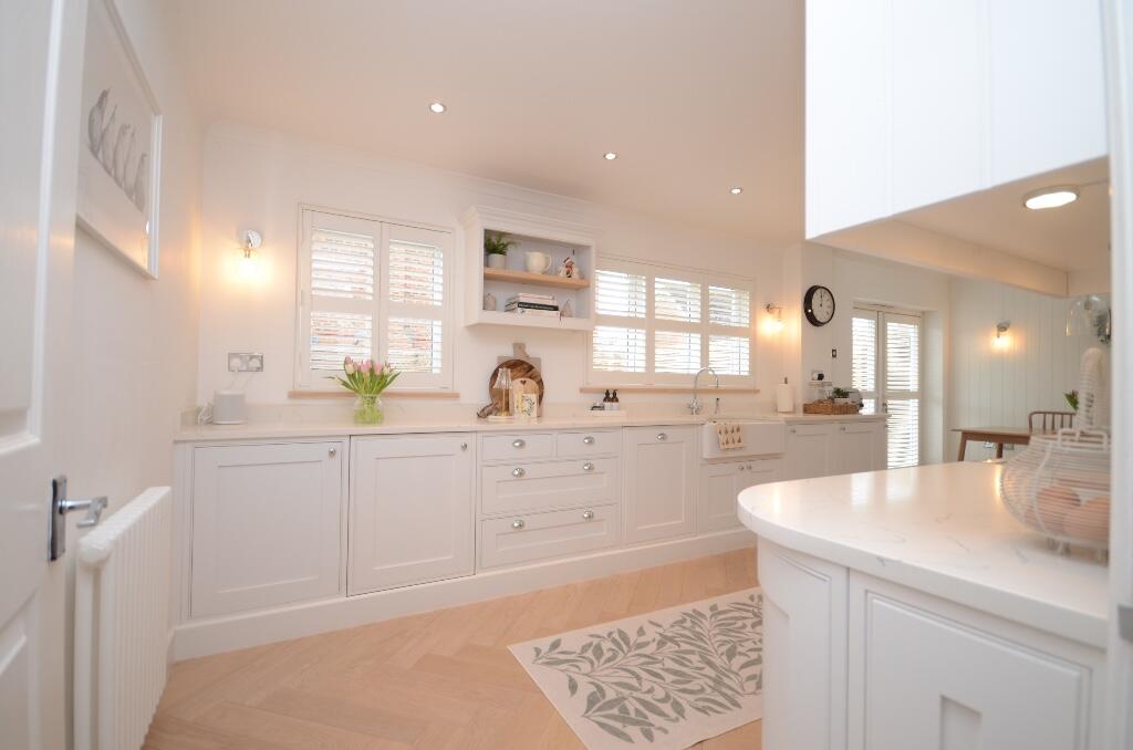 Chef's kitchen