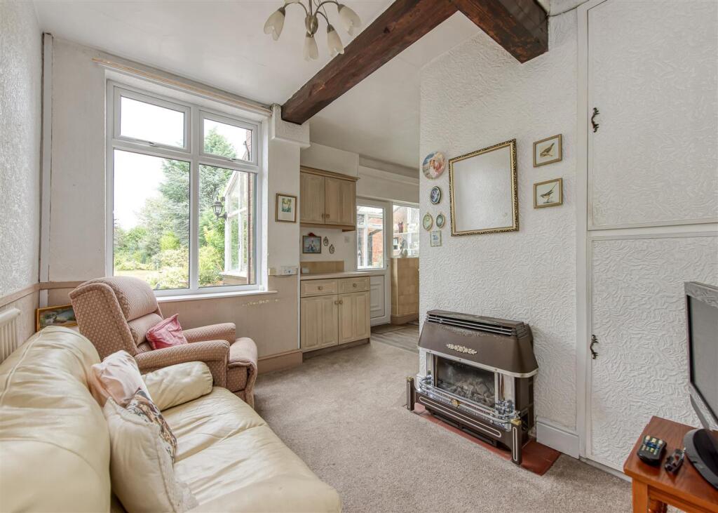 31 Wood Road-internal-02.jpg