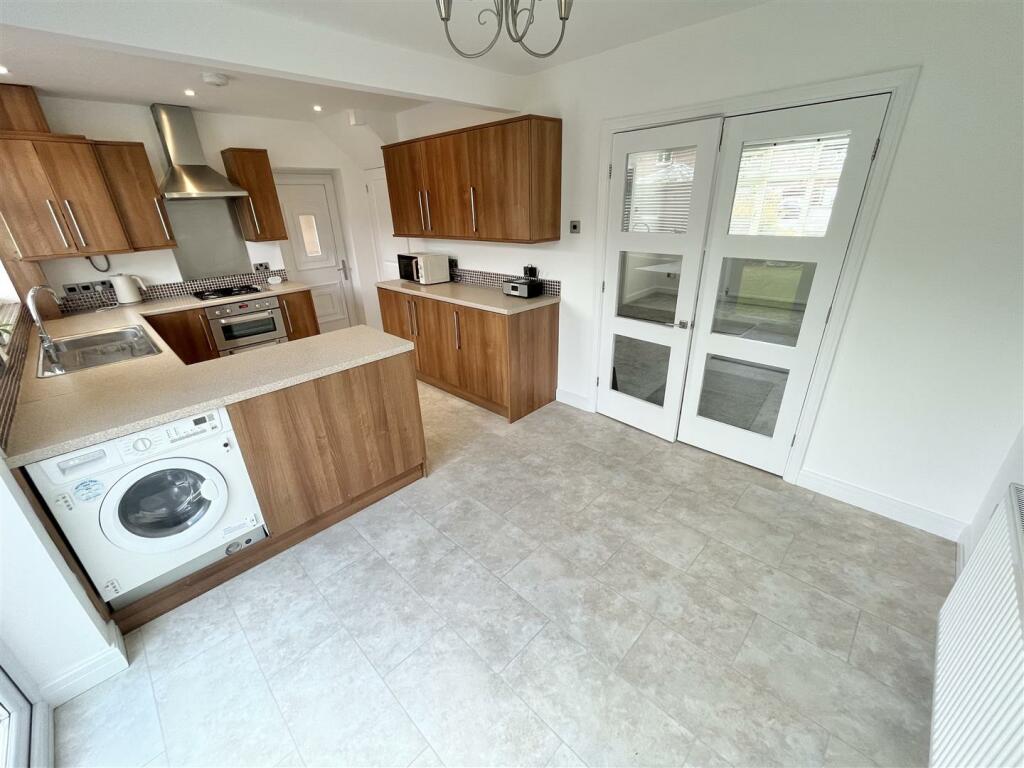 Kitchen Aspect 2.jpg