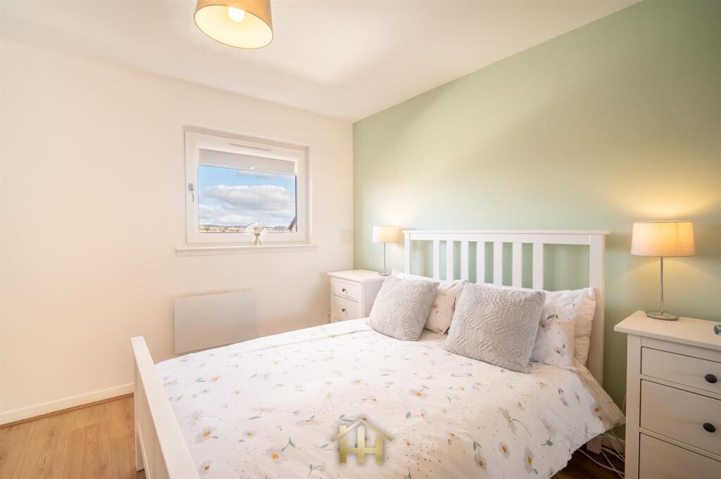 8 KINGENNIE CT 140325 EDIT (7 of 34).jpg