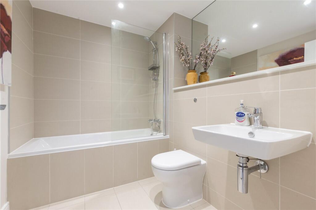 Craigmount Avenue 19