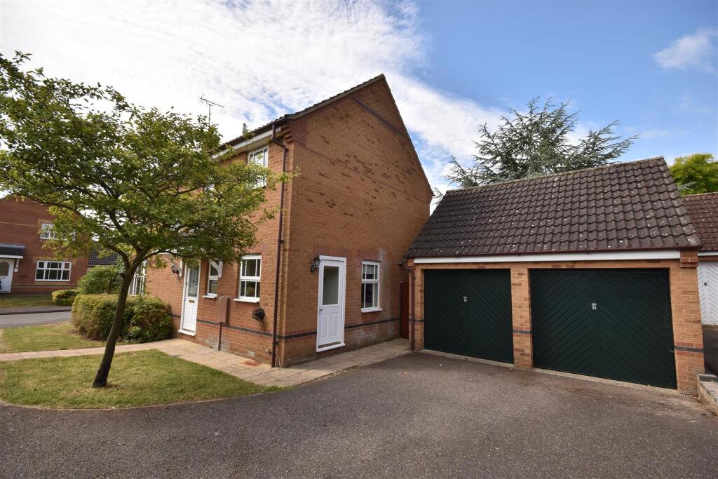 Detached Double Garage