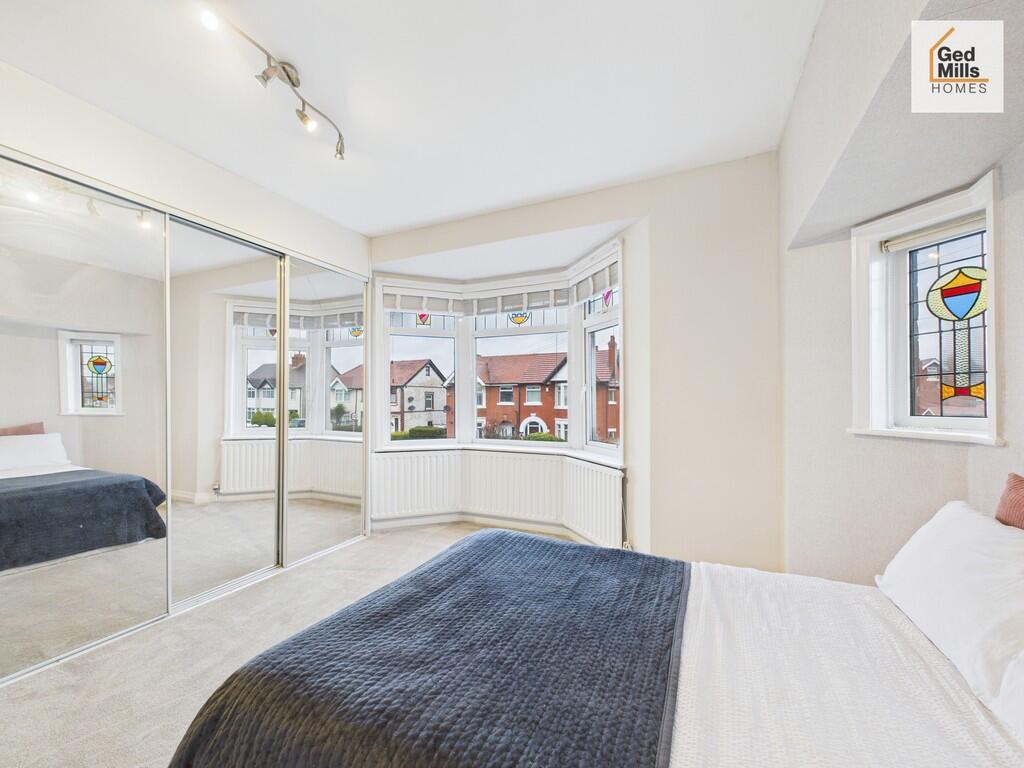 CAM02899G0-PR0070...