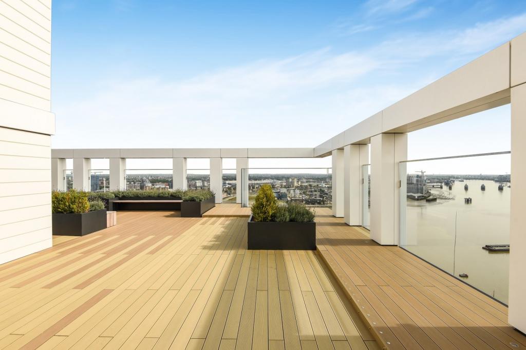 Roof terrace