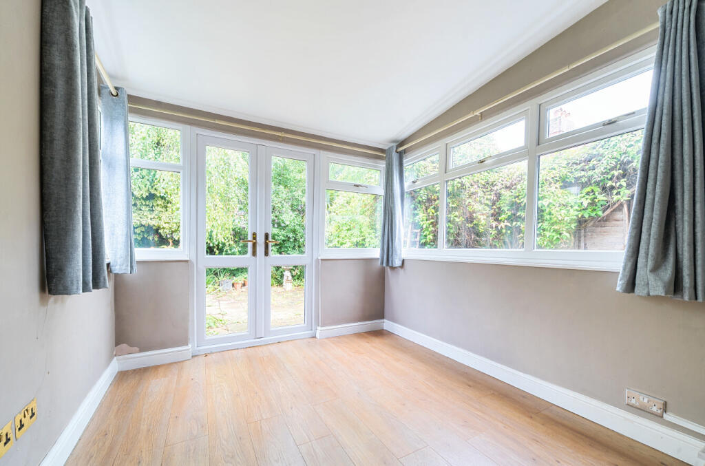 1328562-1-687e9af...