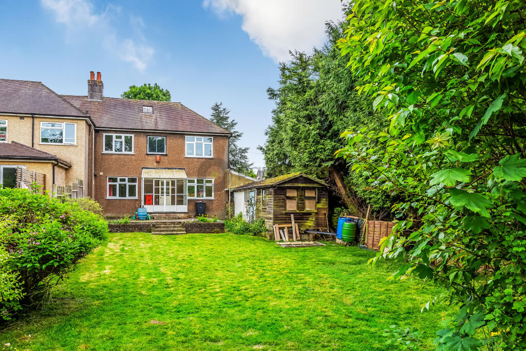 112-Reddown-Road-12
