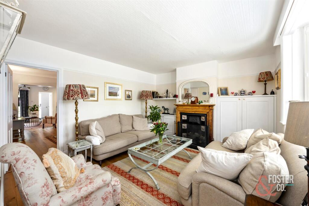 London Road, Berrylands Cottages, 3-010.jpg