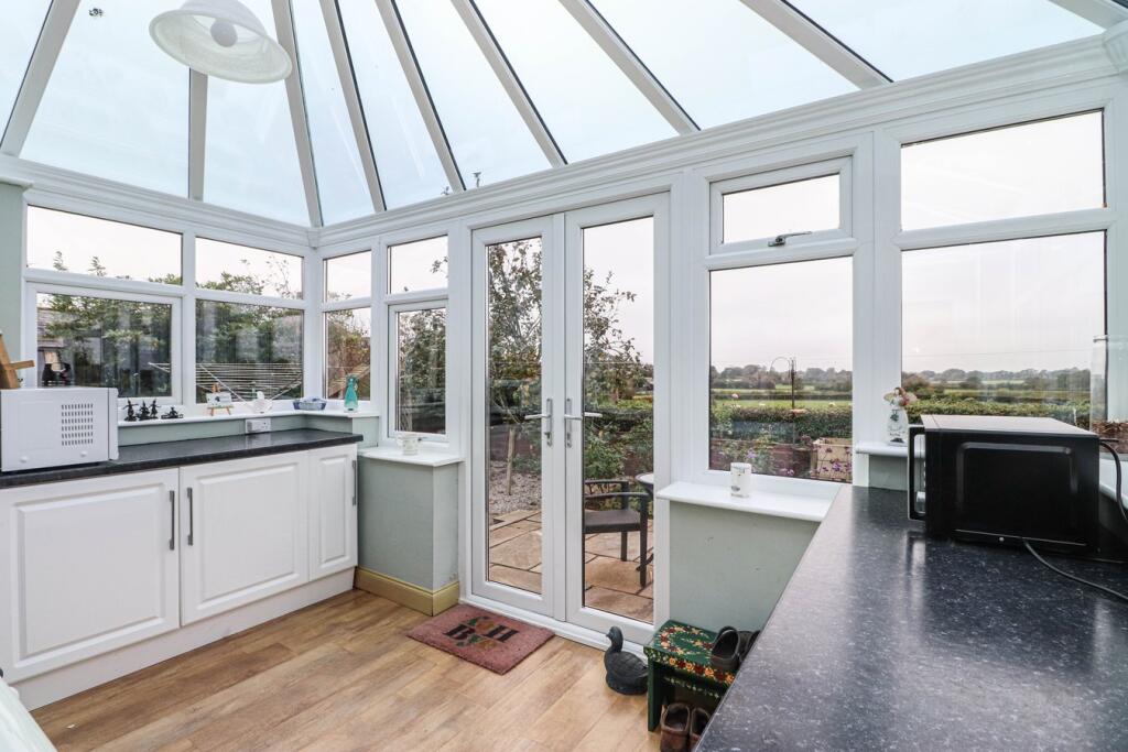 Conservatory/Utility