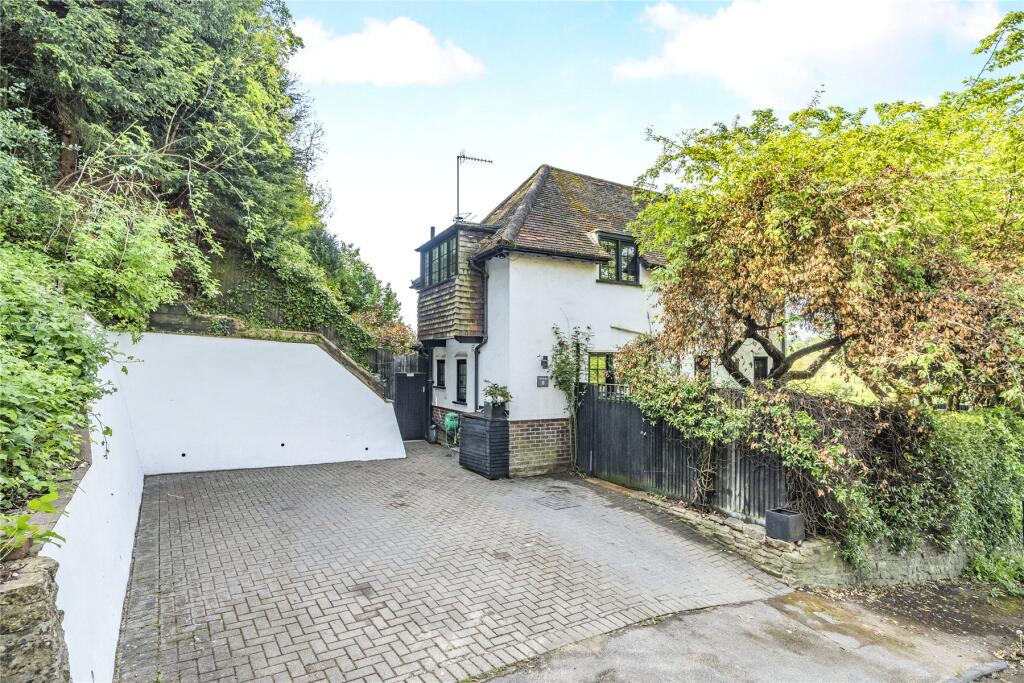 Driveway Parking