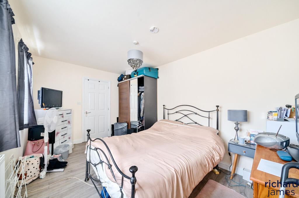 60ed9661-d910-475...