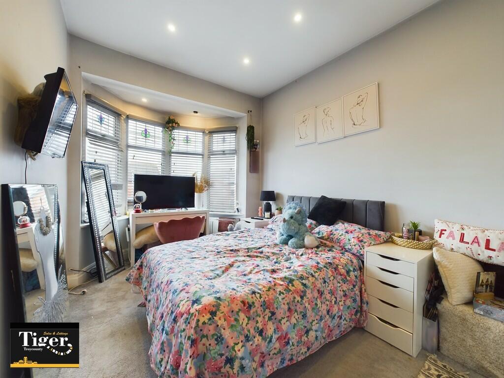 CAM03440G0-PR0006...