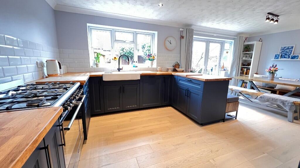 Fitted Kitchen/Diner