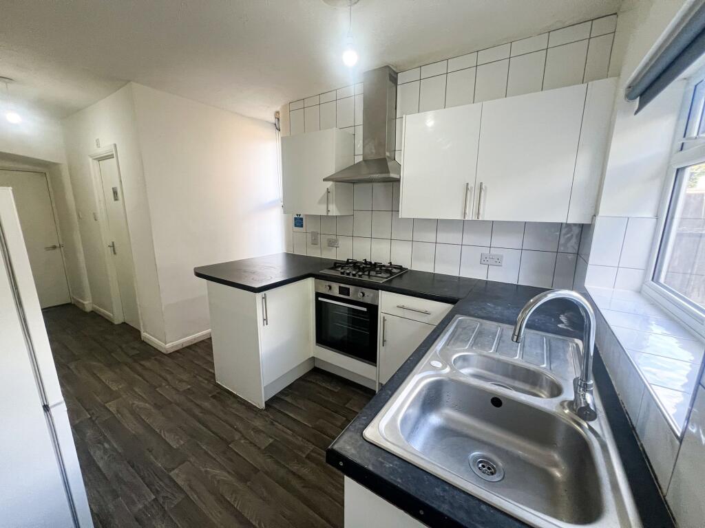 Madeira Rd E11
