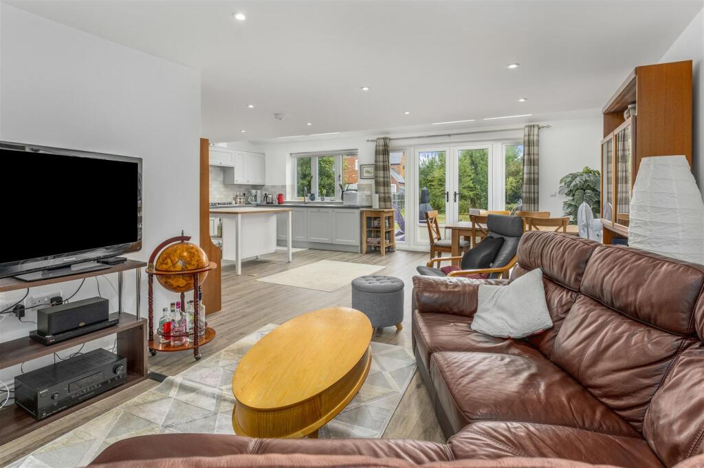 14 Wales Street, Kings Sutton-7.jpg