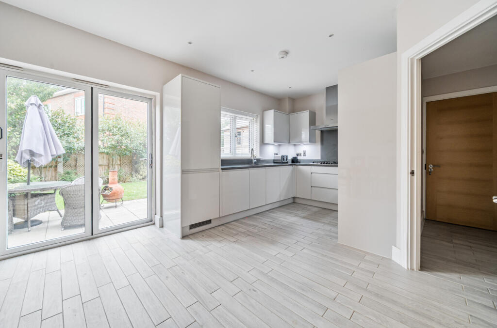 1354495-16-68c7fa...