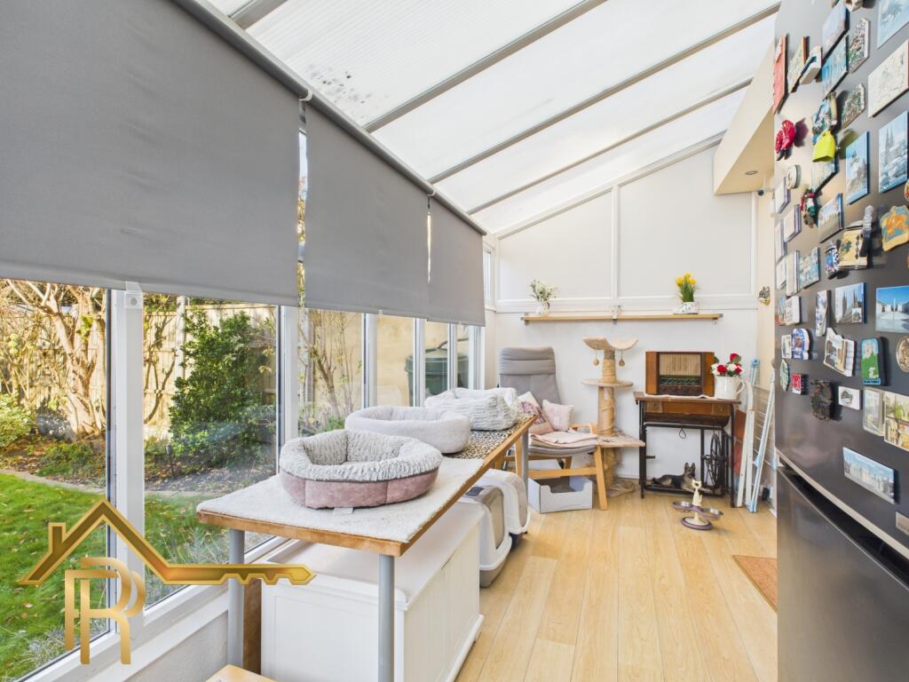 CAM03016G0-PR0048-STILL013