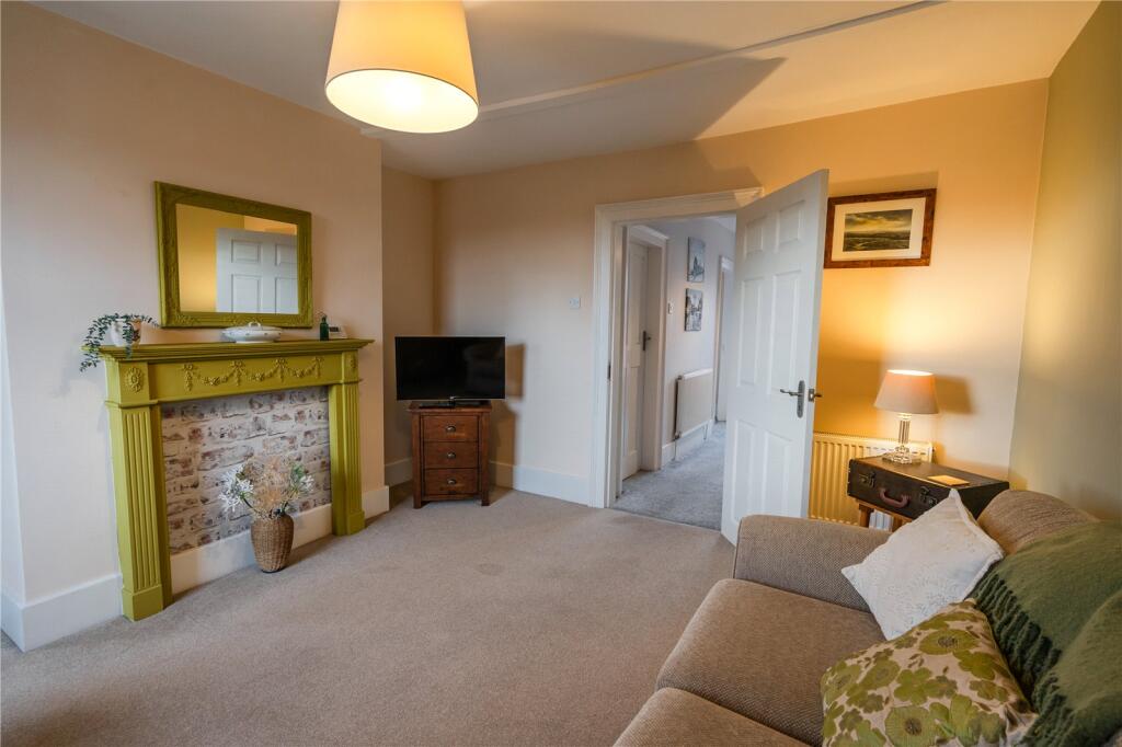 Fff - Living Room(2)