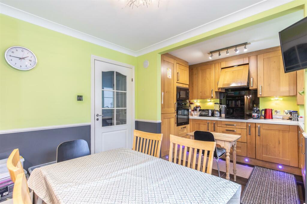 6 Cavendish Mews26.jpg