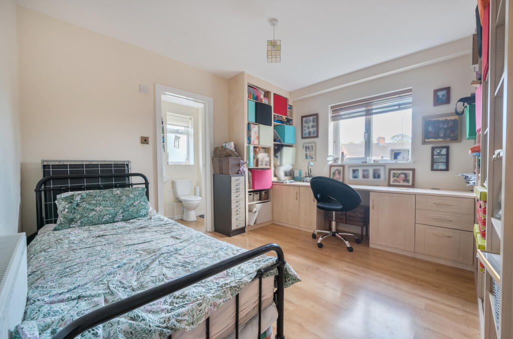 1371775-19-6900e8...