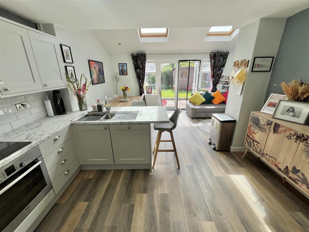 Living Dining Kitchen Aspect 2