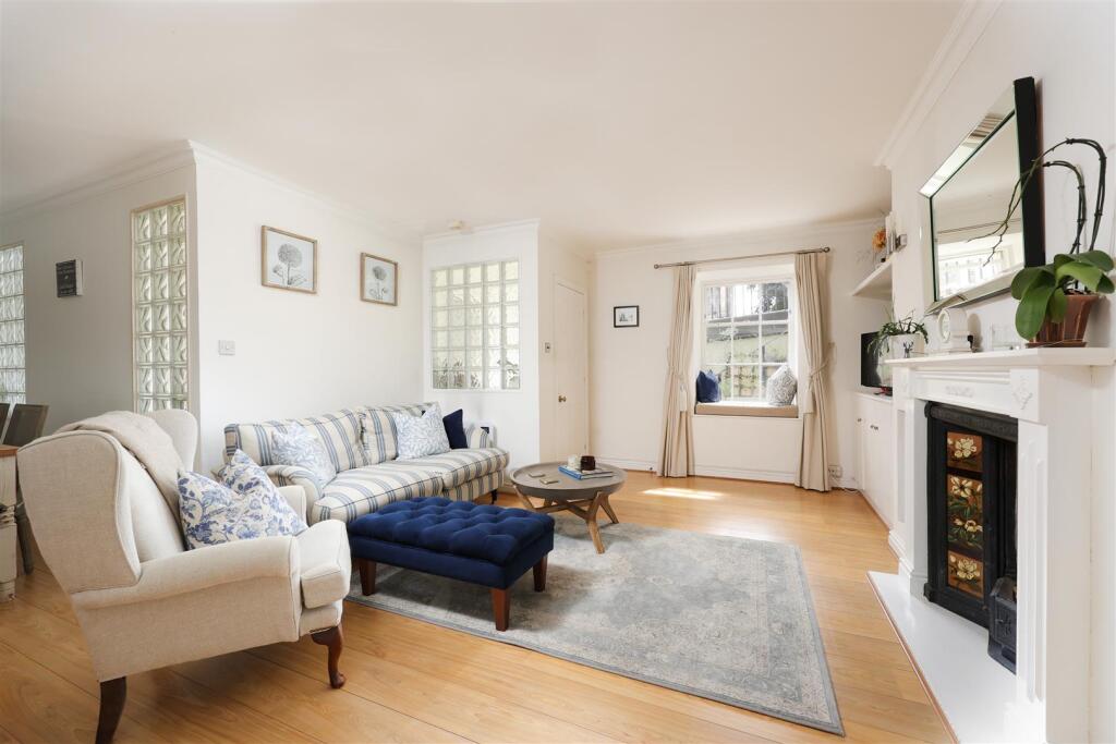 37 Berkeley House 14.JPG