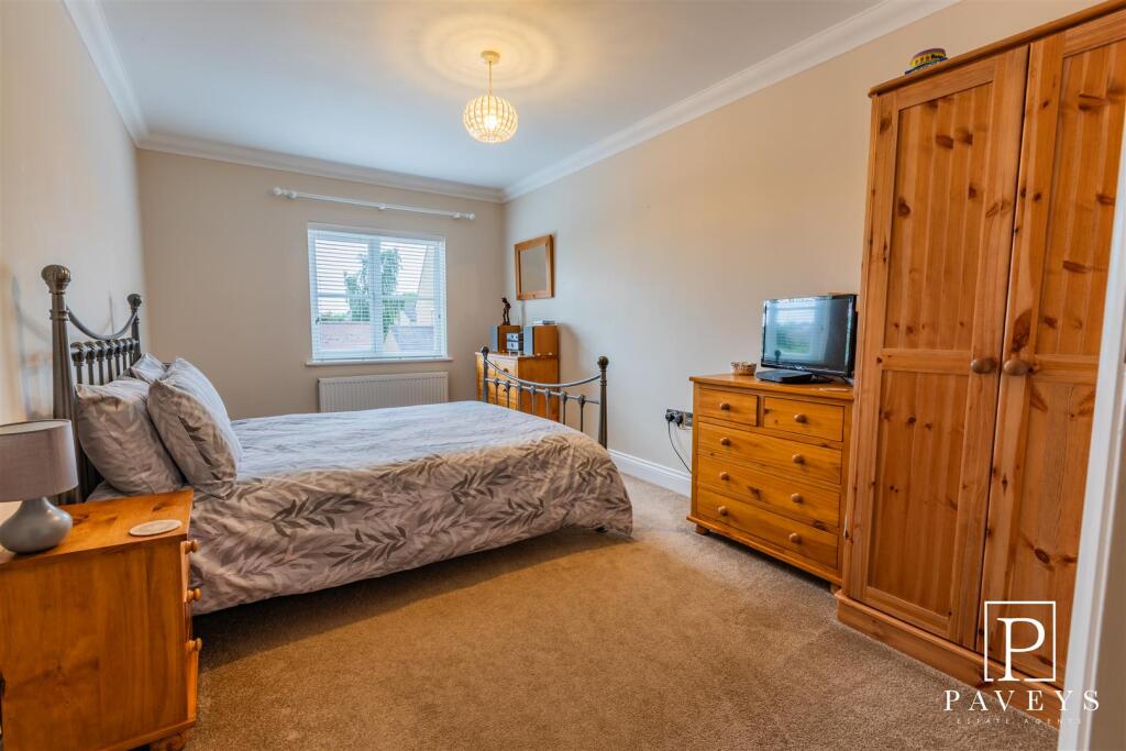 BEDROOM TWO