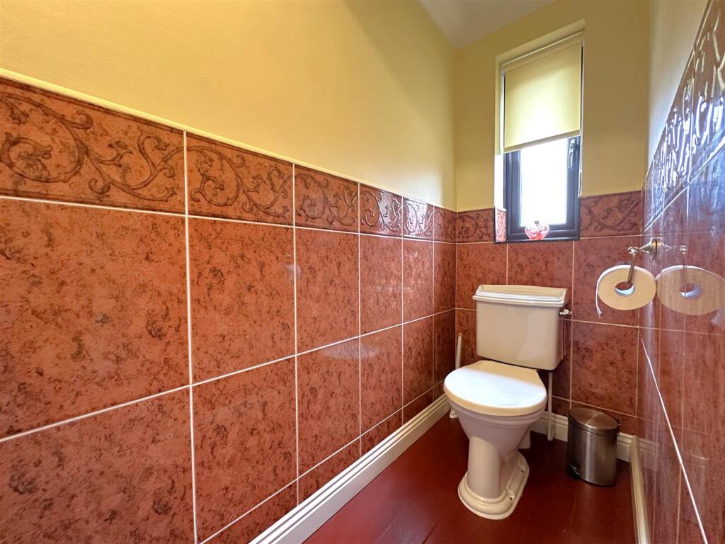 Ground Floor W.C 157