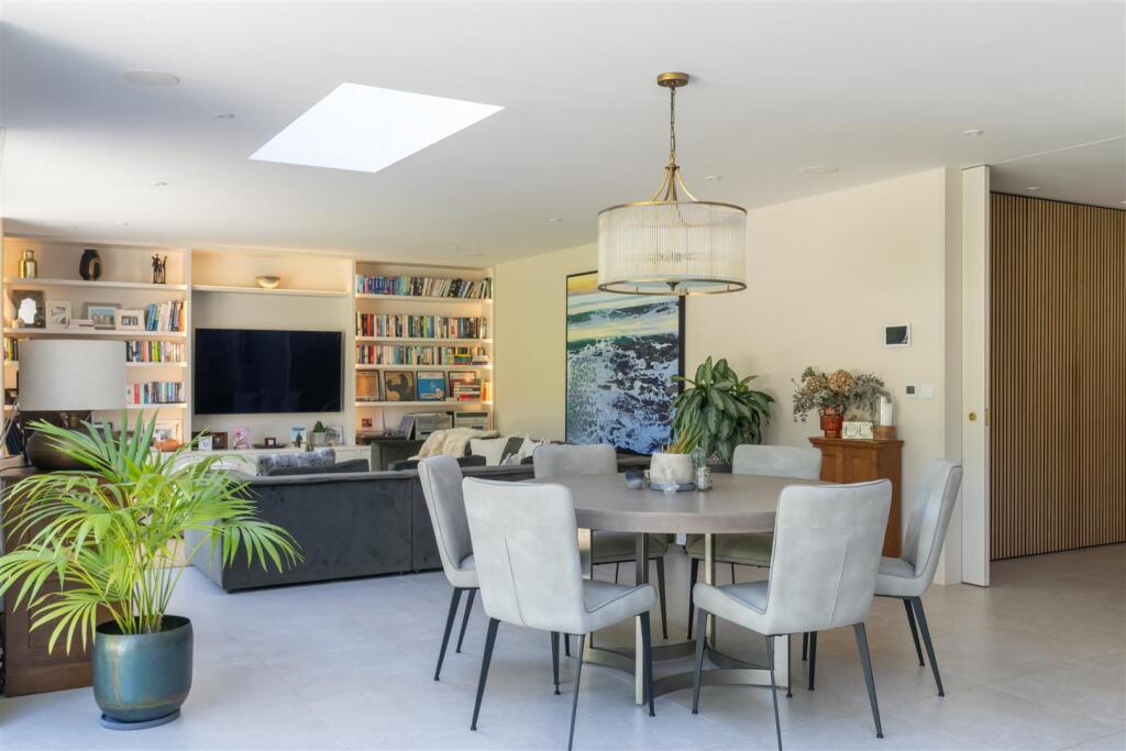 Dining/Living