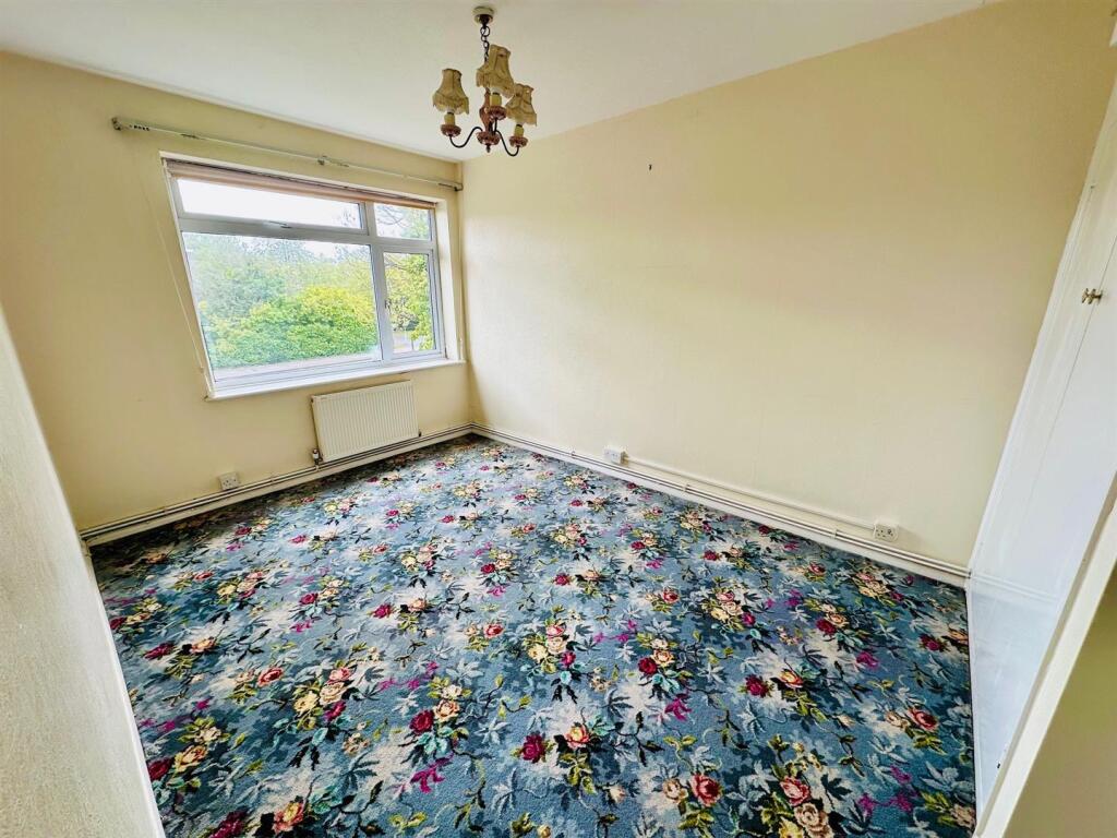 Bedroom 2.jpg